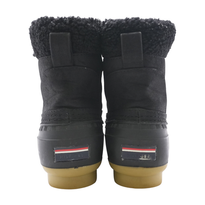 Black Boots