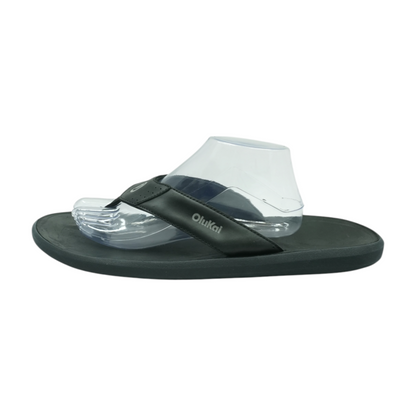 Black Flip-Flop Sandals