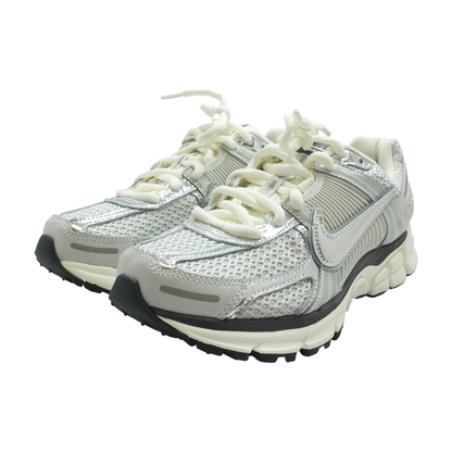 Zoom Vomero 5 Athletic Shoes