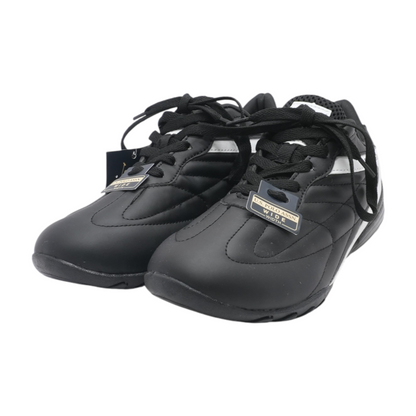 Black Low-Top Athletic Shoes