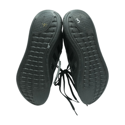 QT Racer 3.0 Low-Top Athletic Shoes