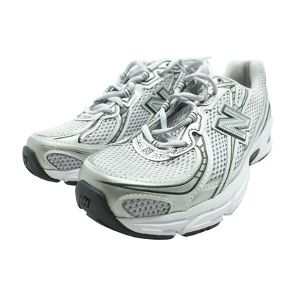740 Gray Low Top Athletic Shoes