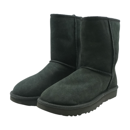 Black Boots