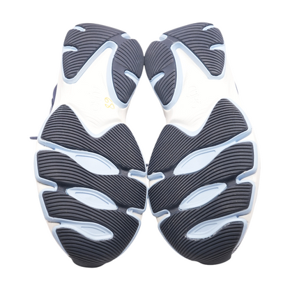 Devotion X Low-Top Athletic Shoes