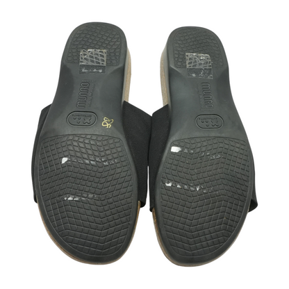 Black Flat Sandals