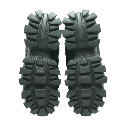 Ponce Low-Top Athletic Shoes