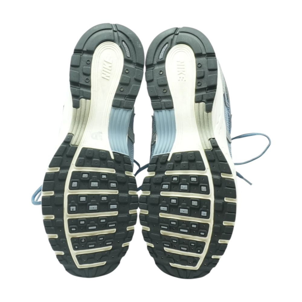 P-6000 SE Low-Top Athletic Shoes