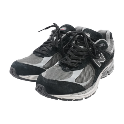 2002R Low-Top Athletic Shoes