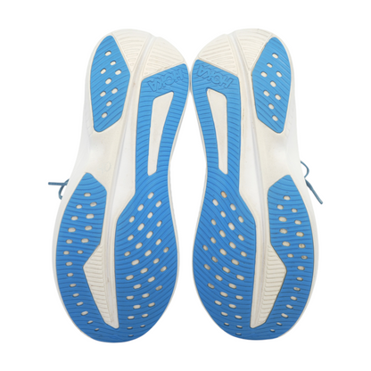 Mach 6 Low-Top Athletic Shoes