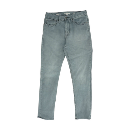 Athletic Jeans