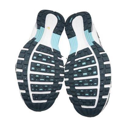 P-6000 Low-Top Athletic Shoes