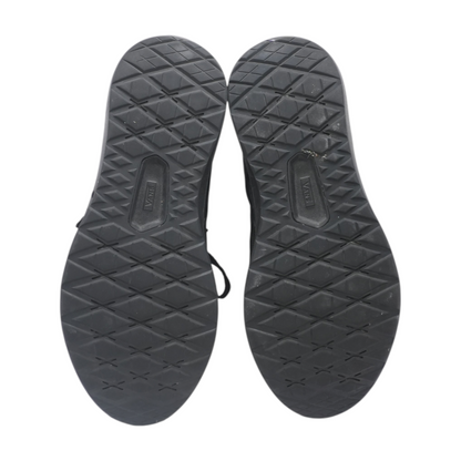 Ultra Range Low-Top Athletic Shoes