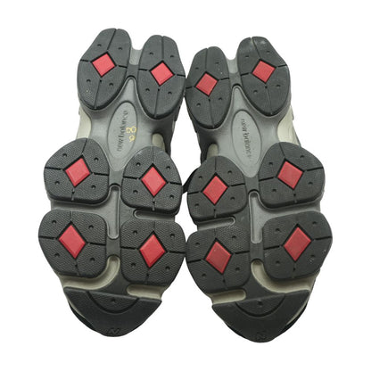 9060 Black Low Top Athletic Shoes