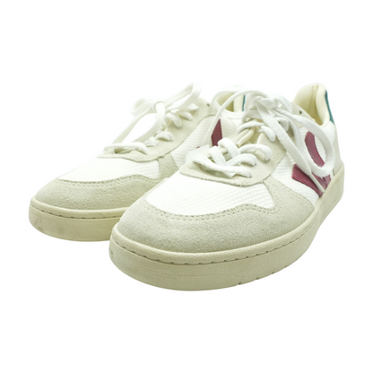 V-10 Low-Top Athletic Shoes