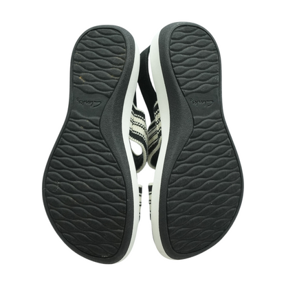 Black Wedged Sandals