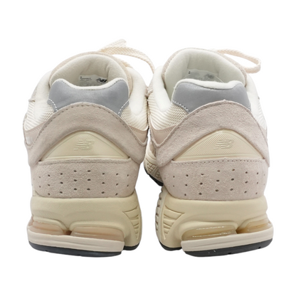 2002R Low-Top Athletic Shoes