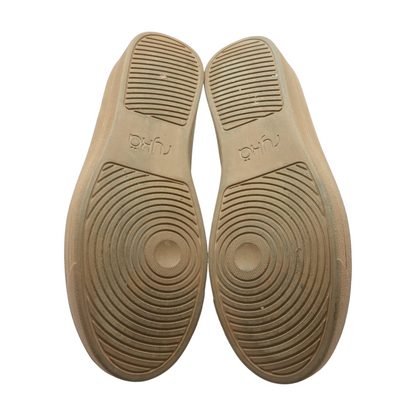 Viv Classic 2 Low-Top Athletic Shoes