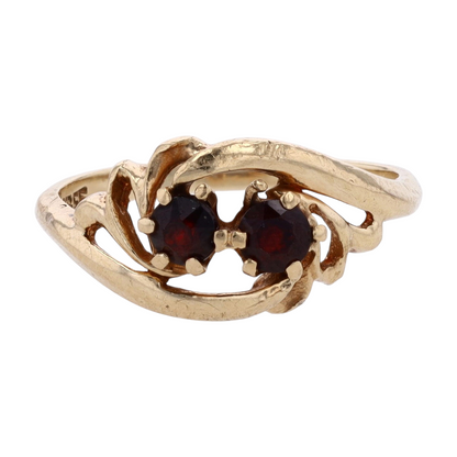 10K Yellow Gold Black Stone Fashion Ring