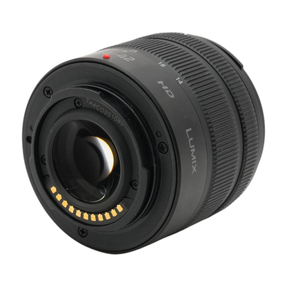 G Vario 14-42mm f/3.5-5.6 Lens