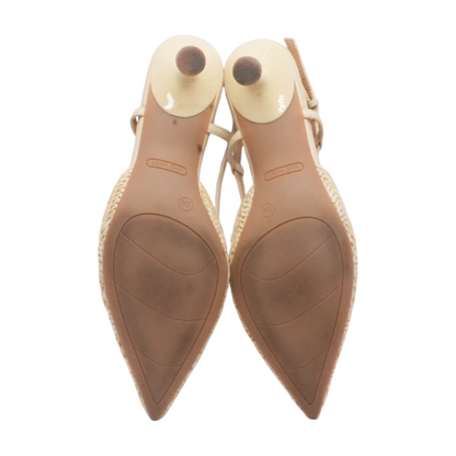 Tan Heels