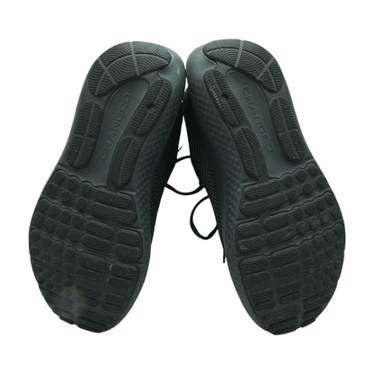 UA Surge 4 Wide Low-Top Athletic Shoes