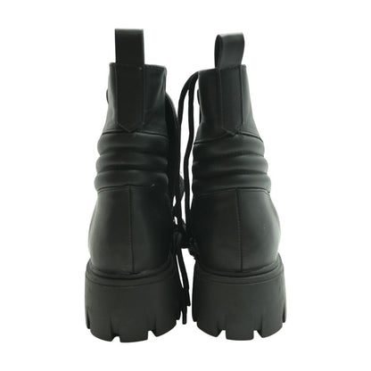 Black Boots