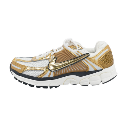 Zoom Vomero 5 Metallic Low-Top Athletic Shoes