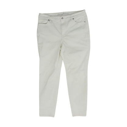 White High-Rise Taper Jeans