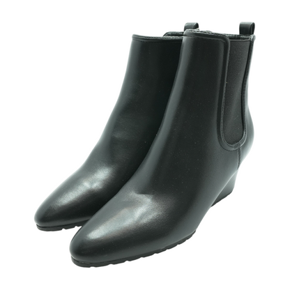 Black Boots