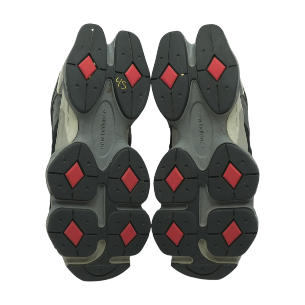 Black 9060 Low-Top Athletic Shoes