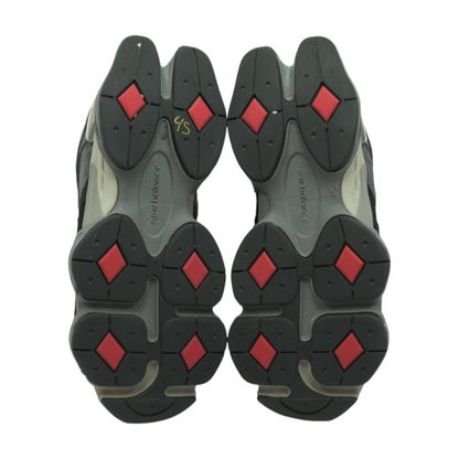 Black 9060 Low-Top Athletic Shoes
