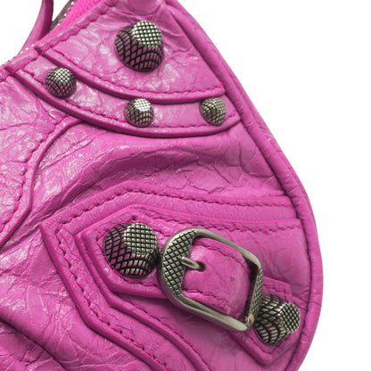 Le Cagole Shoulder Bag in Lipstick Pink