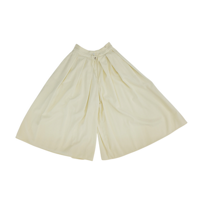 Vintage Ivory Solid Capris