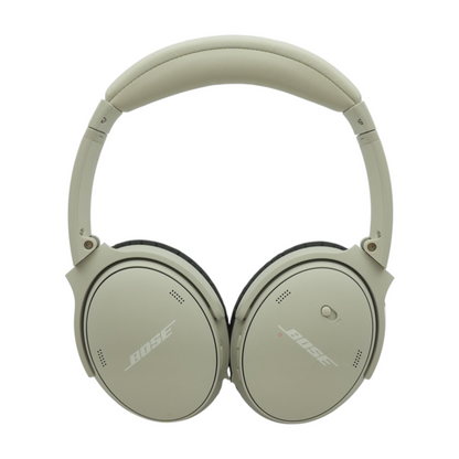 White Smoke QuietComfort Noise Cancelling Headphones With Black Earpads
