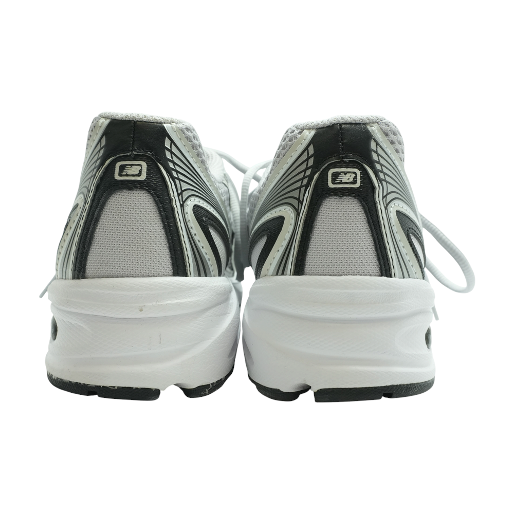 740 Low-Top Athletic Shoes