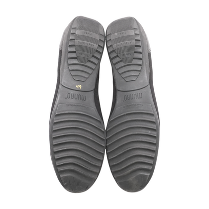 Black Flats