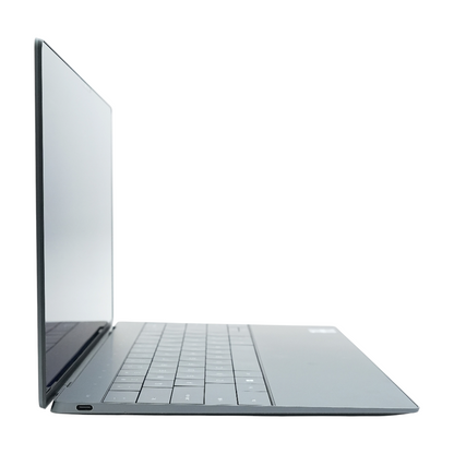 13.4" XPS Gray Intel Core i7 2.20GHz 32GB RAM 1TB NVME/SSD