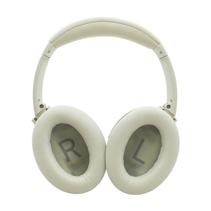 White QuietComfort Noise Cancelling Headphones