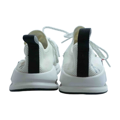 Cloudeasy Low-Top Athletic Shoes
