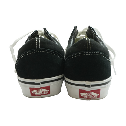 Mid-Top Athletic Shoes