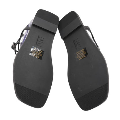 Black Flat Sandals