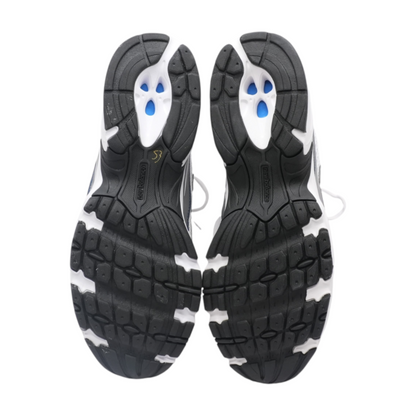 740 Low-Top Athletic Shoes
