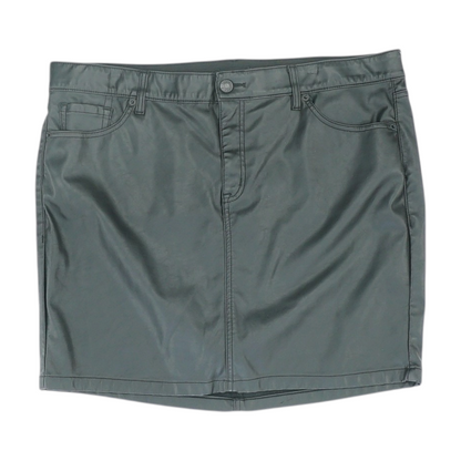 Black Plus Size Mini Skirt