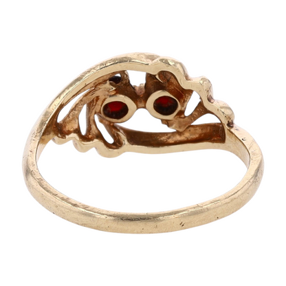 10K Yellow Gold Black Stone Fashion Ring