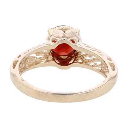 10K Yellow Gold Garnet Fashion Ring