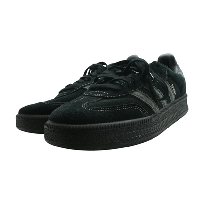 Samba XLG Low-Top Athletic Shoes