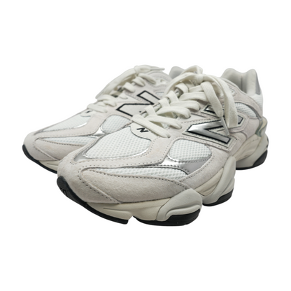 9060 Low-Top Athletic Shoes