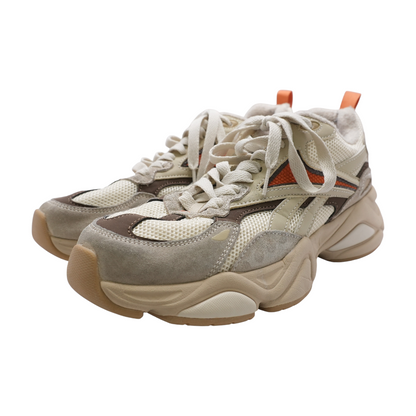 Ceo-Charge Low-Top Athletic Shoes
