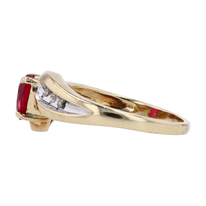 10K Yellow Gold Red Stone Fashion Ring