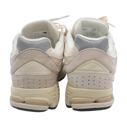 2002R Low-Top Athletic Shoes
